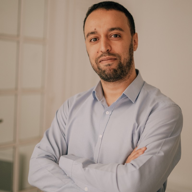 Zakaria SMAHI - Portrait of Principal Software Engineer